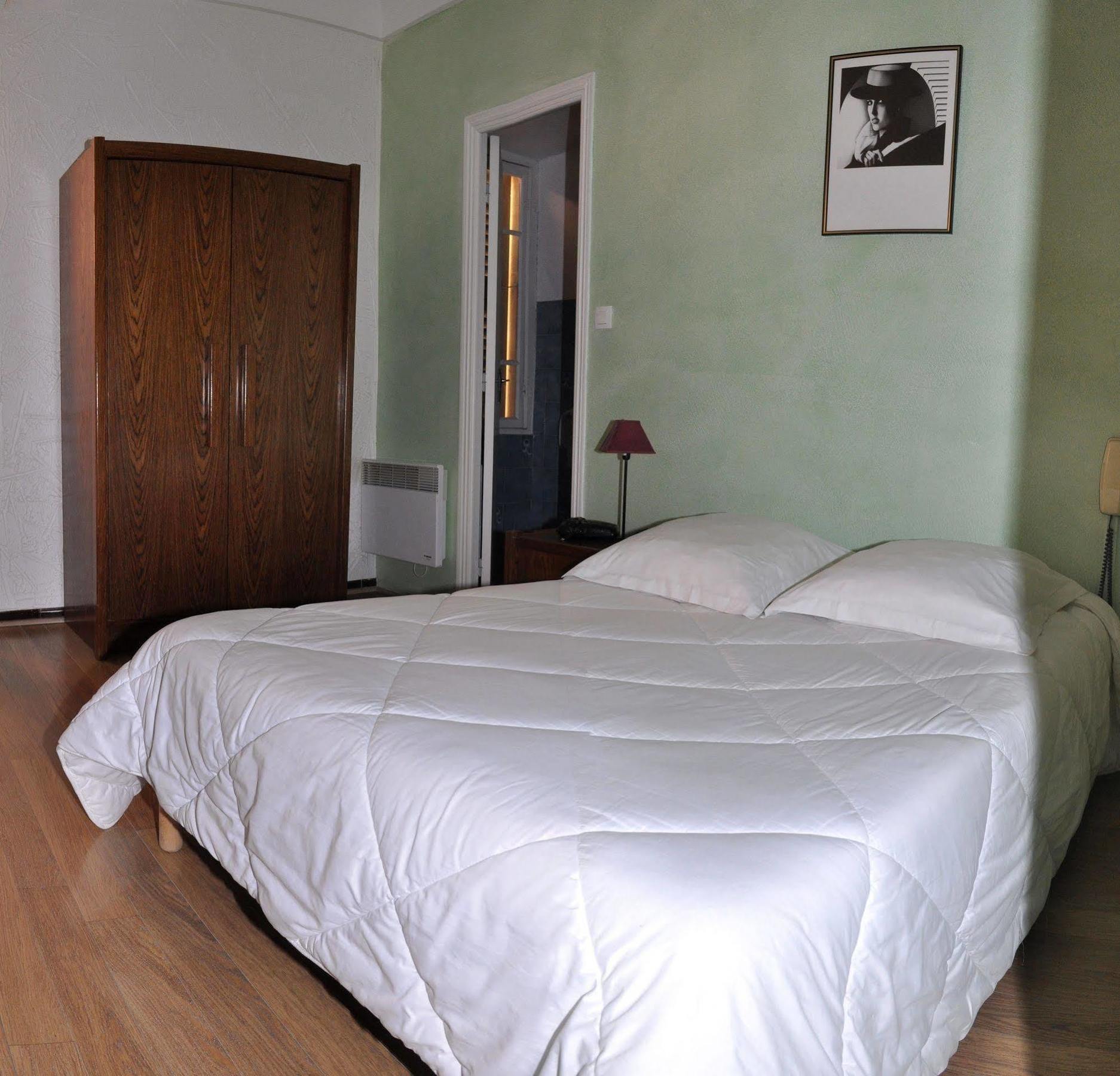 Hotel Le Roya 브레이유쉬르로야 외부 사진